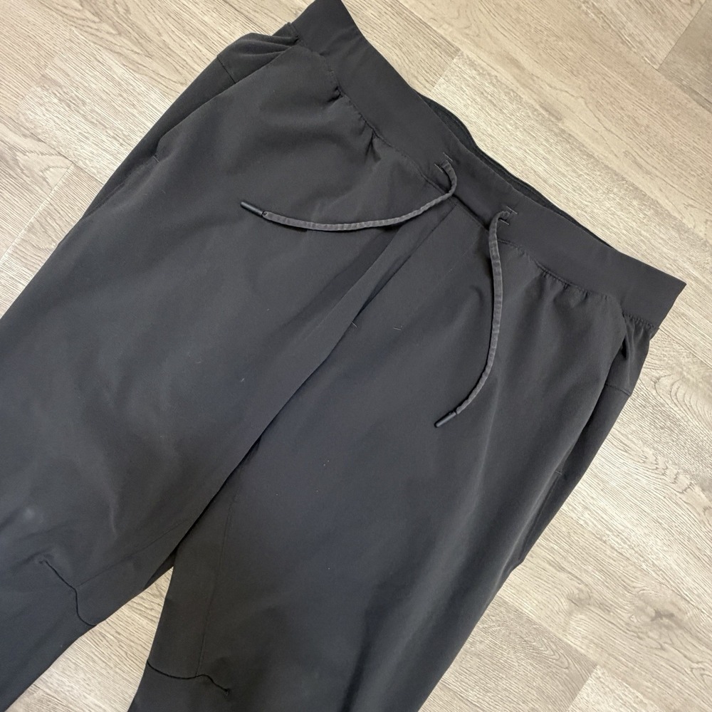 Lululemon Zeroed In Slim-Fit Pant Mens XL Graphite Grey 30" LM5AZS